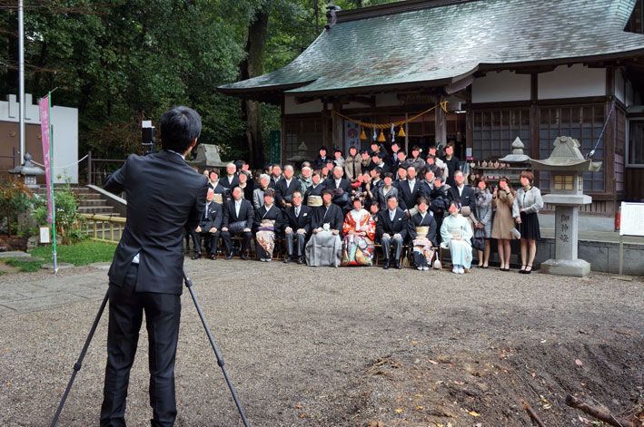 恋の明神でめでたく挙式_b0145296_19173287.jpg