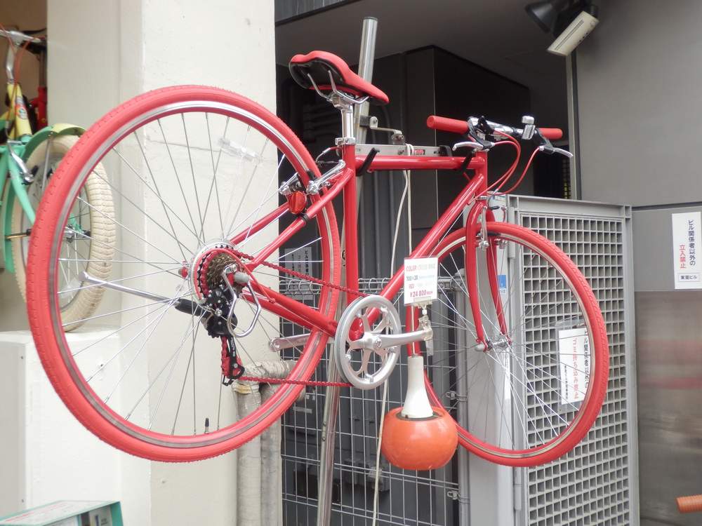 赤い自転車_c0062511_7414395.jpg