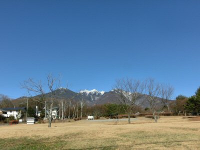 空は青、気持ちはブルー_f0019247_23595117.jpg