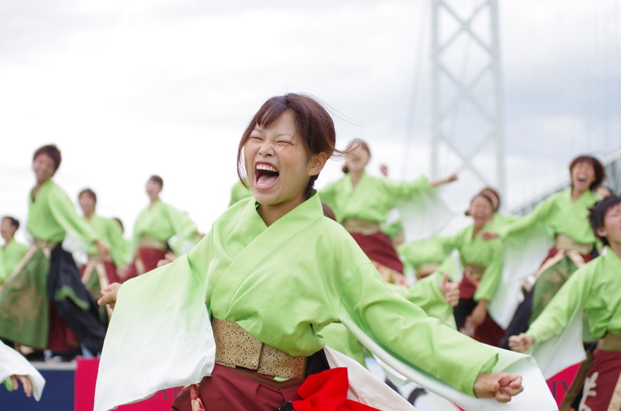 神戸よさこい２０１２本祭　２日目その８（大阪市立大学チーム「朱蘭」）_a0009554_0114349.jpg