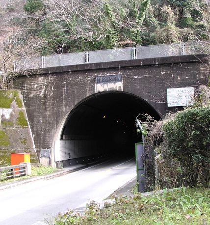 e0081292_2228473.jpg