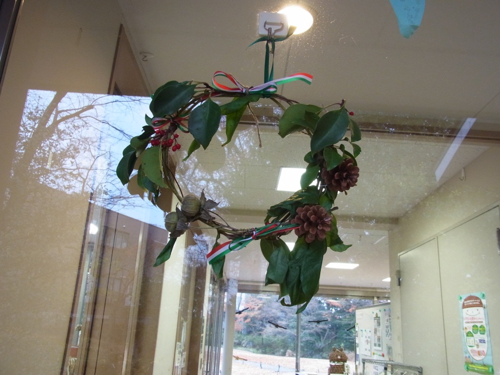 クリスマスリースづくり&正月飾りづくり_b0049307_1529432.jpg
