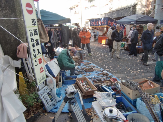 世田谷のボロ市に行く・・・12月16日のRさんの便り_f0231709_23493126.jpg