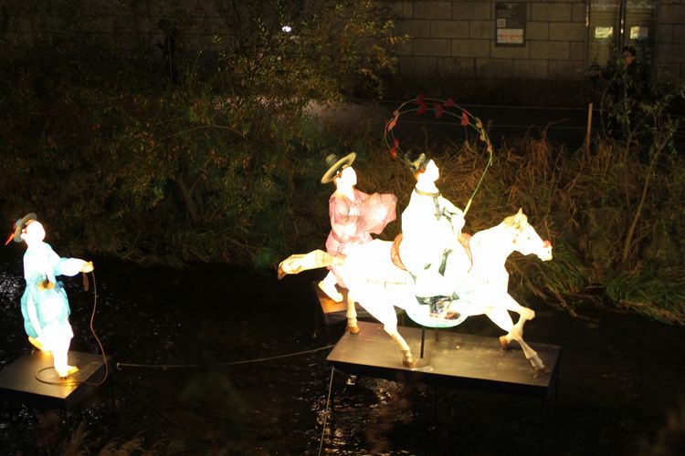 韓国旅行その7 「ソウル灯籠祭り＆デジカルビ」_d0148729_21122342.jpg