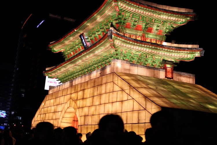 韓国旅行その7 「ソウル灯籠祭り＆デジカルビ」_d0148729_21123840.jpg