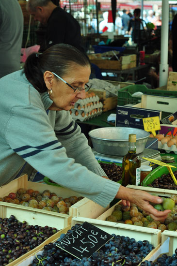 Holiday in Nice -Cours Saleya- : Day６_c0046163_1023689.jpg