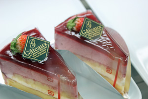 ケーキもお土産も全部買えます!「白虎堂」_d0250986_16274873.jpg