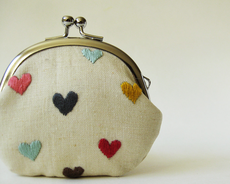 multi-color hearts purse_d0011990_583461.jpg