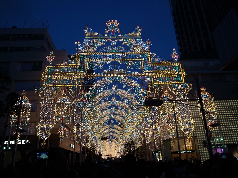 神戸日帰り　フェルメール展とルミナリエ2012を見に_e0271890_21343837.jpg