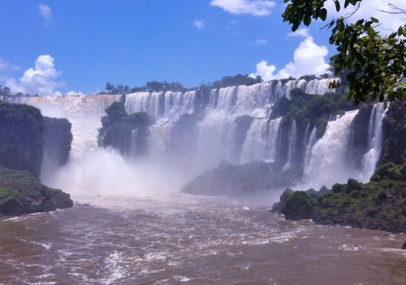 Iguazu Photo(イグアスの滝とブラジルビザ)_b0164291_3113098.jpg