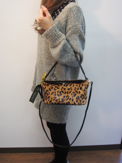 Ampersand アンパサンド 2way fur clutch bag　　_e0076692_1657834.jpg