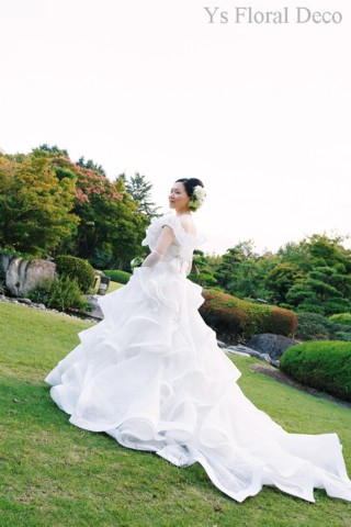 緑好きな新婦さんへ たっぷりのヘッドドレスとリストレット_b0113510_23151647.jpg