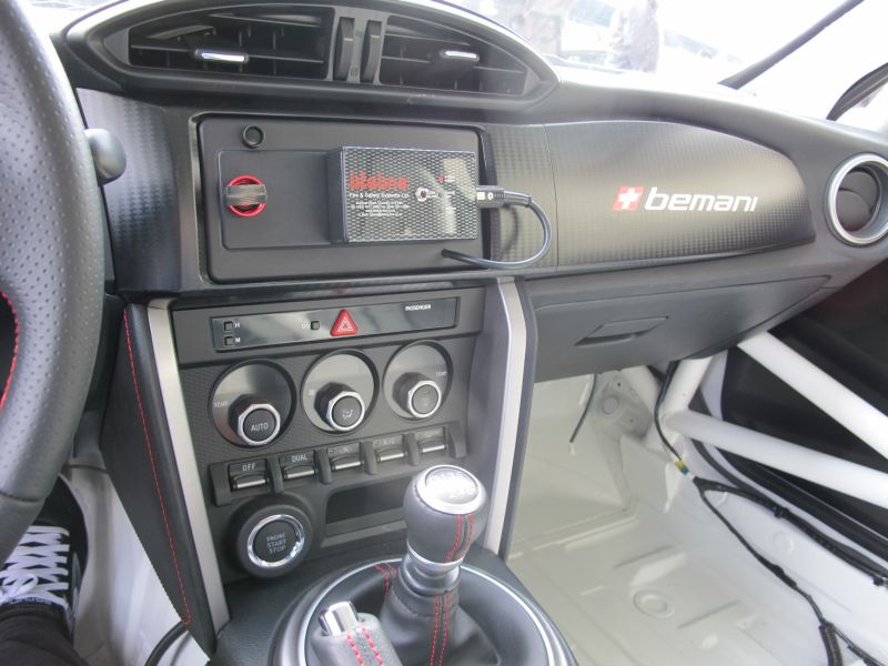 いよいよ3台目のBRZを愛でる。_f0076731_20193866.jpg