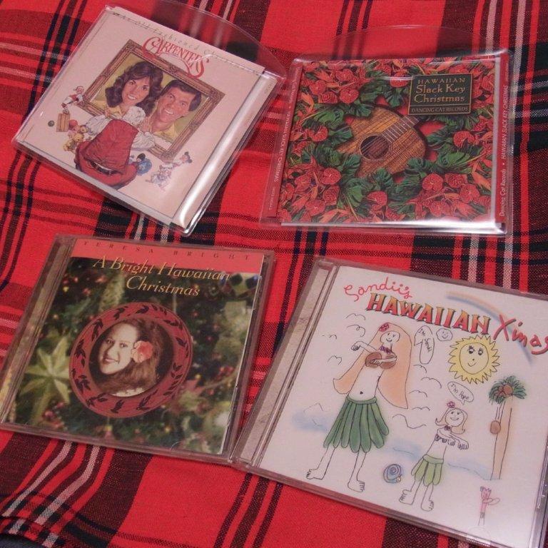 ネコらとまったり＆クリスマスのＣＤ_a0123465_2245129.jpg