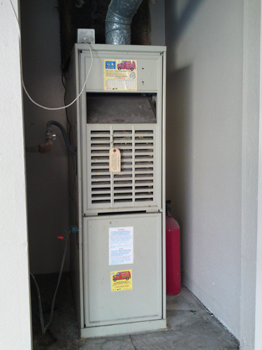 今度はセントラル ヒーティングにトラブル カリフォルニアの広い空 と日本の空は繋がっている 今度はセントラル ヒーティングにトラブル カリフォルニアの広い空 と日本の空は繋がっている