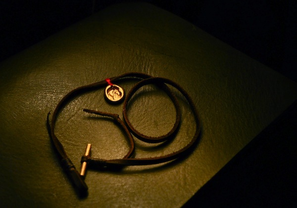 leather bangle + brass  drop_b0172633_2592074.jpg