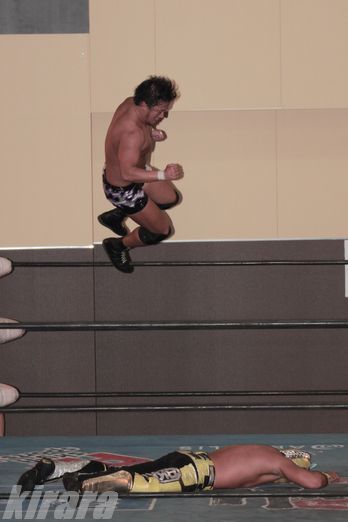 大阪プロレス【天王山２０１２】　その２_a0042864_12513711.jpg