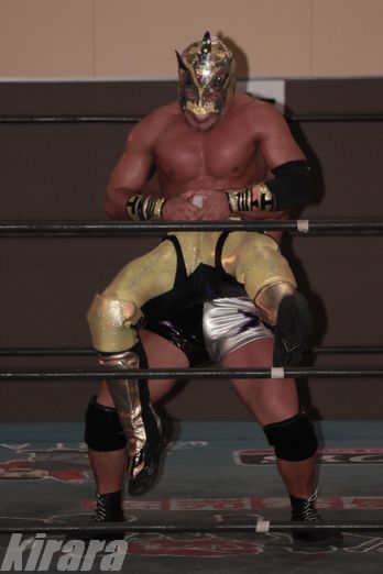 大阪プロレス【天王山２０１２】　その２_a0042864_12524131.jpg