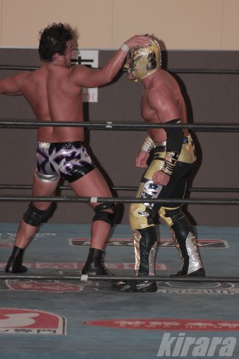 大阪プロレス【天王山２０１２】　その２_a0042864_1302633.jpg