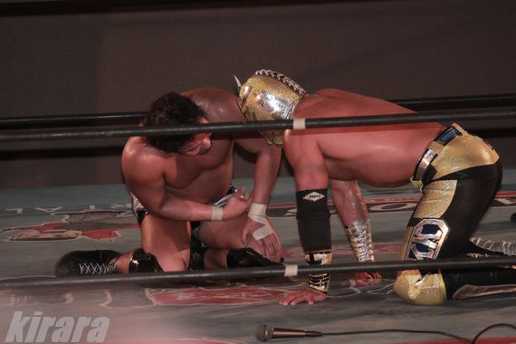 大阪プロレス【天王山２０１２】　その２_a0042864_1355176.jpg