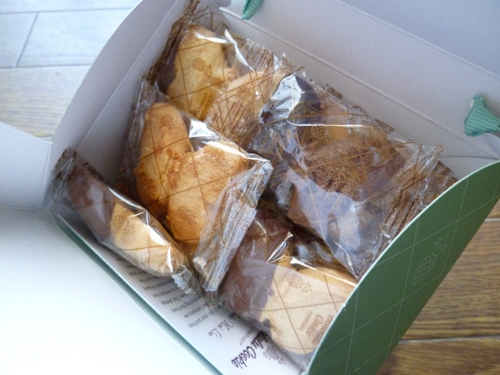 Premium Butterfly Shortbread Cookies Butterfly Purse@Honolulu Cookie Company_c0152767_2153526.jpg