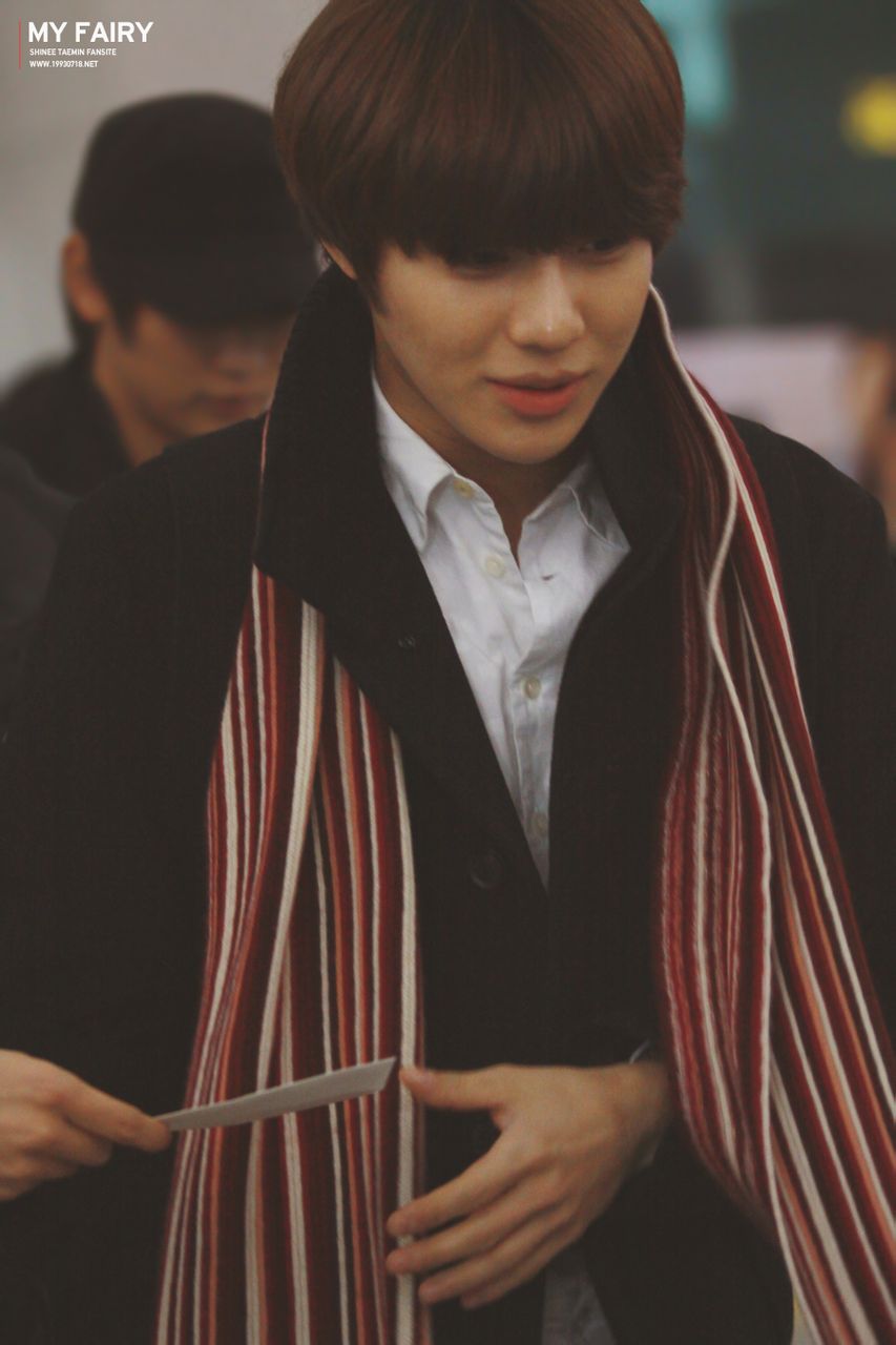 Taemin at Incheon Airport 121219_b0080574_1581616.jpg