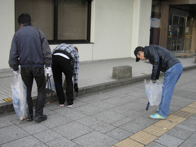 12/21 二日町の地域清掃活動を行いました_b0245781_13502163.jpg