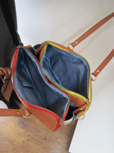 Trideep トライディープ 17140 サンドイッチ横型ショルダーBag  追加生産_e0076692_20215063.jpg