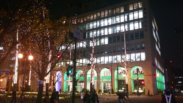 なんだか人混みでした・・・うーむ。_e0167593_0255539.jpg