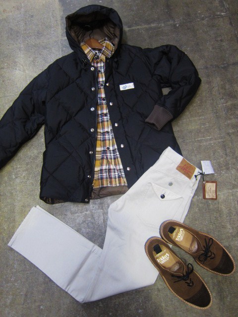 Crescent Down Works ・・・ 完全別注! HOODED QUILT DOWN JACKET!!_d0152280_2345372.jpg