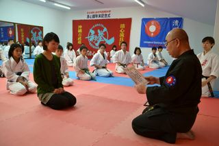 本部年末記念式 七段允許_c0118332_2353374.jpg