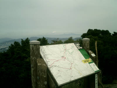 e0033751_1373064.jpg