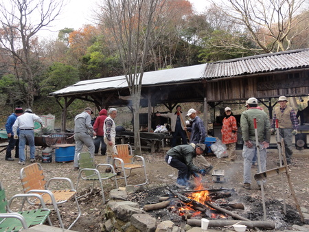 望年会　in　孝子の森_c0108460_21403494.jpg