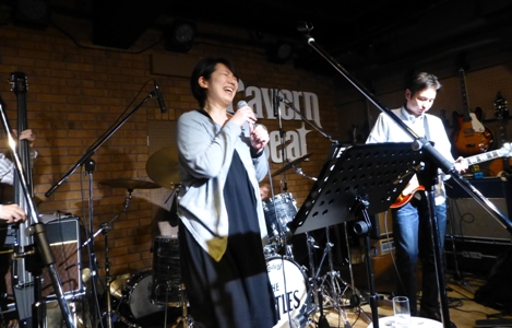 2012年カラフル年末ライブのライブレポ、その1(ジェイバンド~SUBERIMASU)_e0188087_22343647.jpg