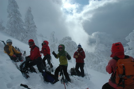 粉雪病の季節、やはり楽しむのは北海道だ。2011年2月の羊蹄山は最高だった。_c0242406_2157299.jpg