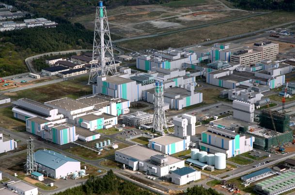 モックス燃料は普通の原発の10倍も割高？それでもプルサーマルをやりたい自民党_d0174710_2219231.jpg