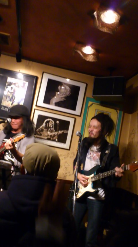 e0246711_224088.jpg