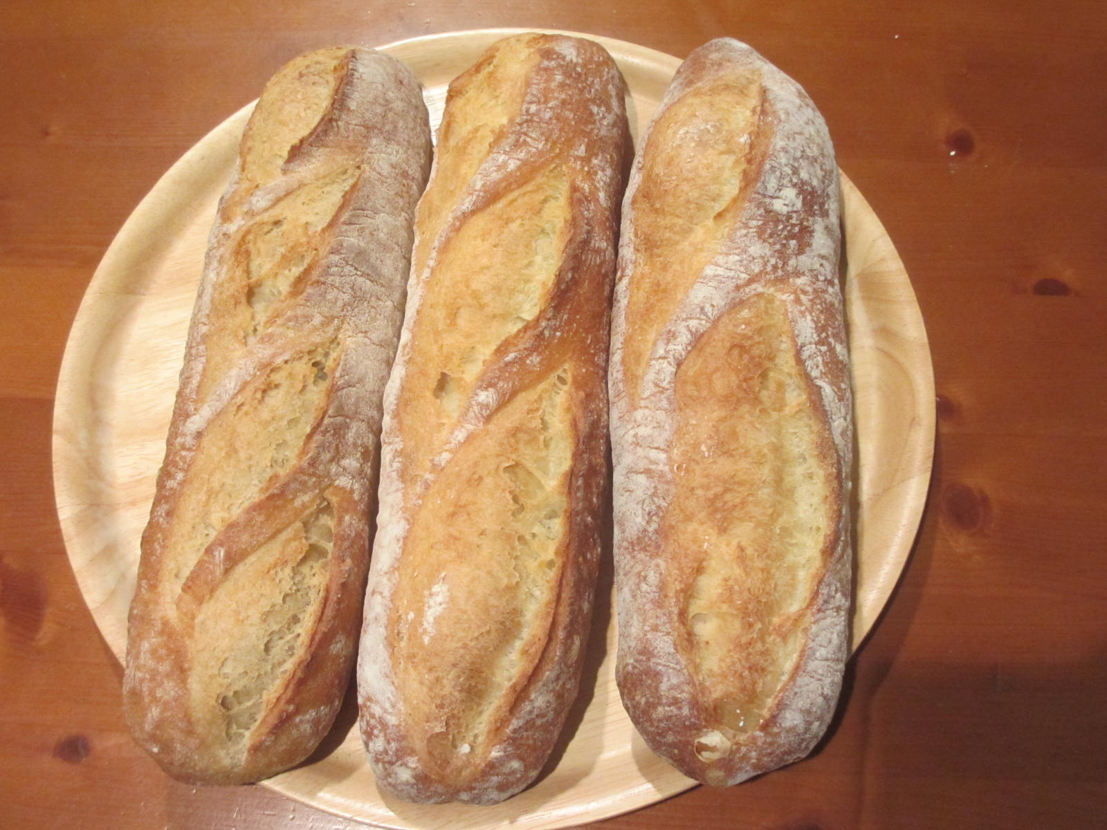 花かごパンのフランスパンを食べ比べ マリリン Style 花かごパンのフランスパンを食べ比べ マリリン Style