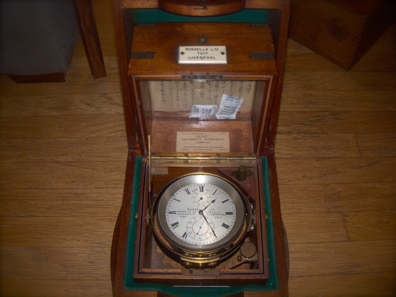 marine chronometer _f0057849_16593956.jpg