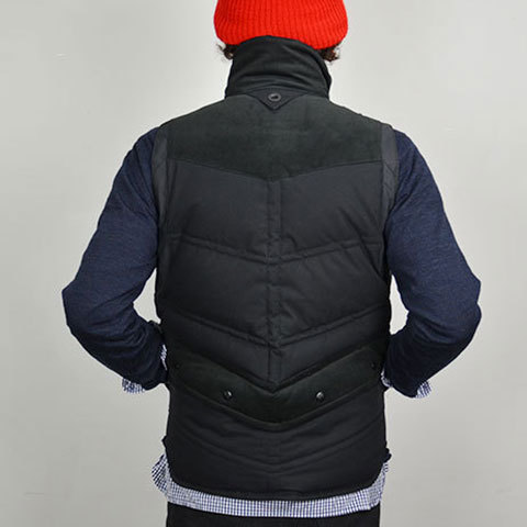 White Mountaineering/Cotton Cloth Luggage Down _d0158579_10591110.jpg
