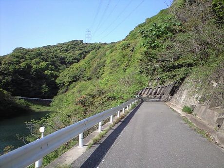 アロマ体感型ダム (長谷ダム)_b0005281_1935459.jpg