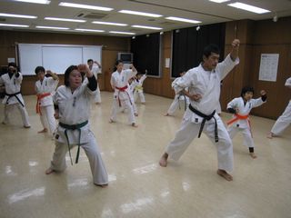 手稲教室 本年最終の稽古納めです!_c0118332_22565717.jpg