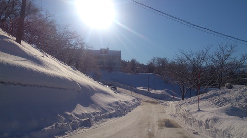 快晴の日の雪景色をどうぞ。_d0182179_19363782.jpg