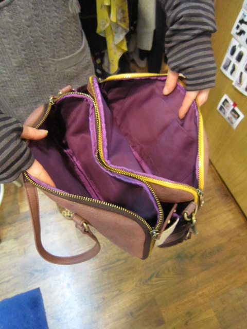 Trideep トライディープ 17140 サンドイッチ横型ショルダーBag  追加生産_e0076692_21295895.jpg