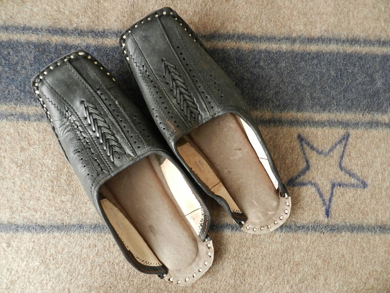 Indian leather room shoes_f0226051_12265347.jpg