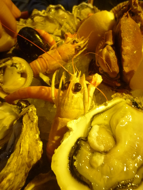 煌きのParis Les Invalides☆ご褒美のディナーは牡蠣のご馳走。。。♡。..。.ﾟ｡*･｡♬♪*† _a0053662_22342598.jpg