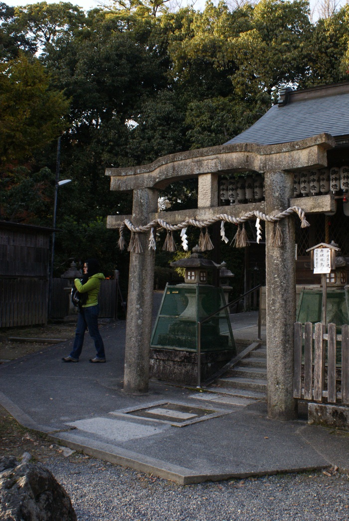 ~京都御苑内の弁天様~ 御所の弁天(白雲神社)と池の弁天(厳島神社)_b0063958_7151226.jpg