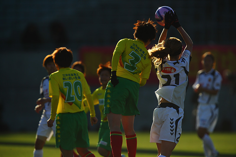 2012年　皇后杯全日本女子サッカー選手権大会　決勝_f0095163_14345951.jpg