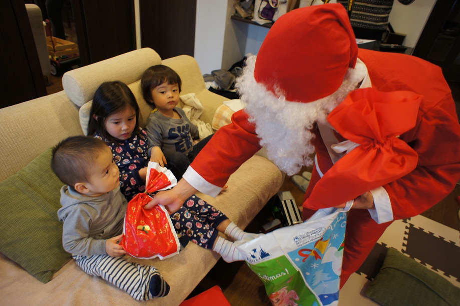 santa has come_a0184090_8113415.jpg