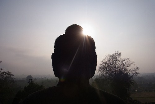 DAY 3 : Dawn At Borobudur+ Intellectual Tour @ amanjiwo (\'12年10月)_a0074049_16484747.jpg